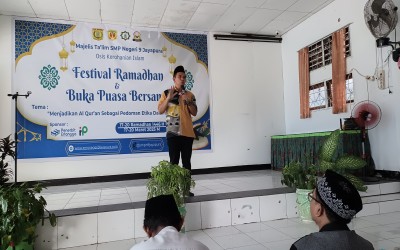 Hikmat dan Hangatnya Buka Puasa Bersama SMP Negeri 9 Jayapura Sekaligus Penyerahan Hadiah Lomba Ramadhan
